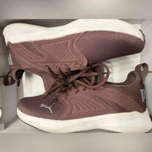 Puma Men's Mauve Sneakers